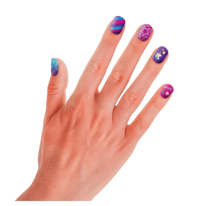 crazy-chic-clementoni-shiny-nails-kit-nail-art-fluo image 5